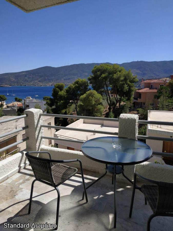 Evita'S Resort Poros Town Ngoại thất bức ảnh
