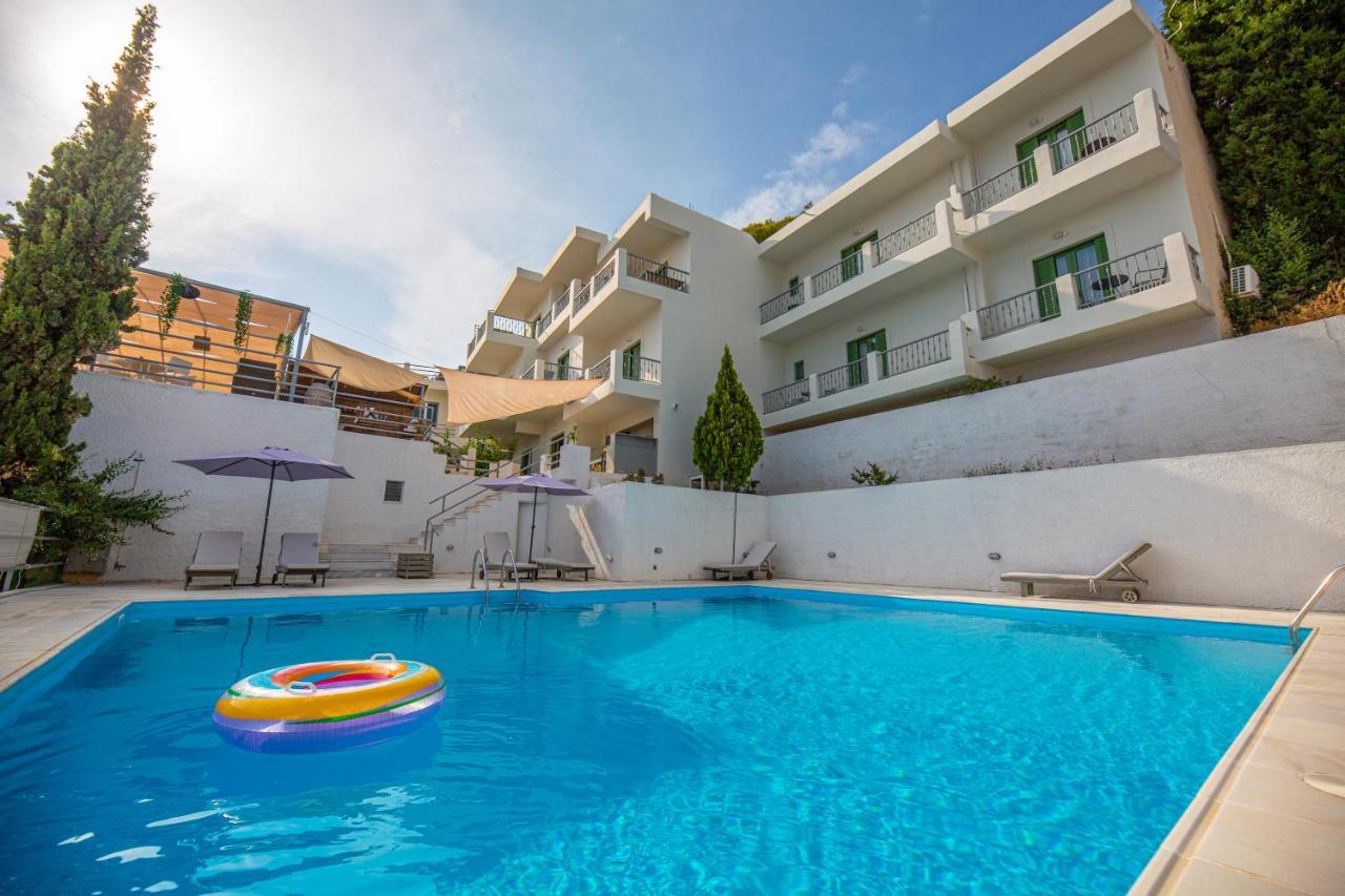 Evita'S Resort Poros Town Ngoại thất bức ảnh