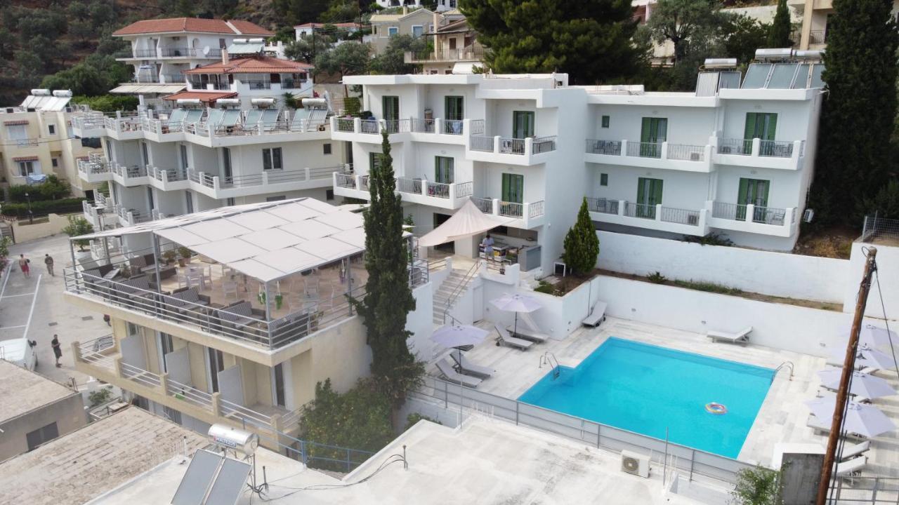Evita'S Resort Poros Town Ngoại thất bức ảnh