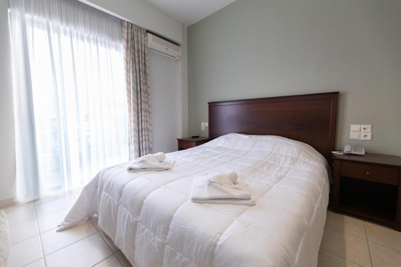 Evita'S Resort Poros Town Ngoại thất bức ảnh