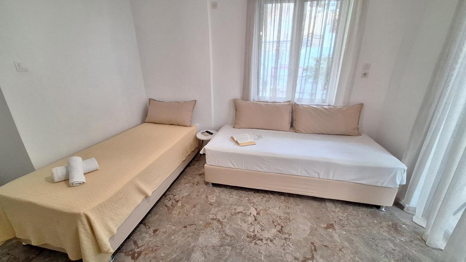 Evita'S Resort Poros Town Ngoại thất bức ảnh